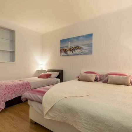 Apartment Nemo Spalato Esterno foto