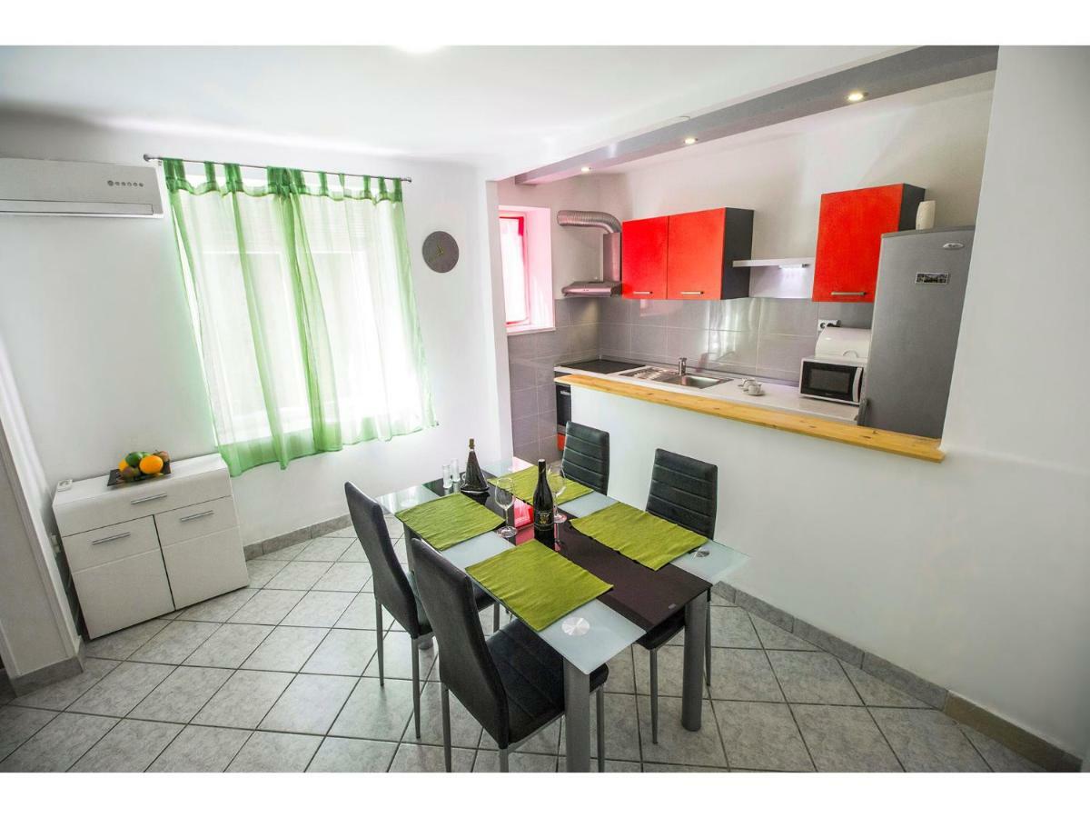 Apartment Nemo Spalato Esterno foto