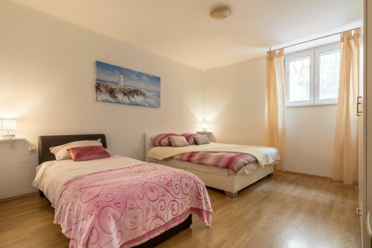 Apartment Nemo Spalato Esterno foto