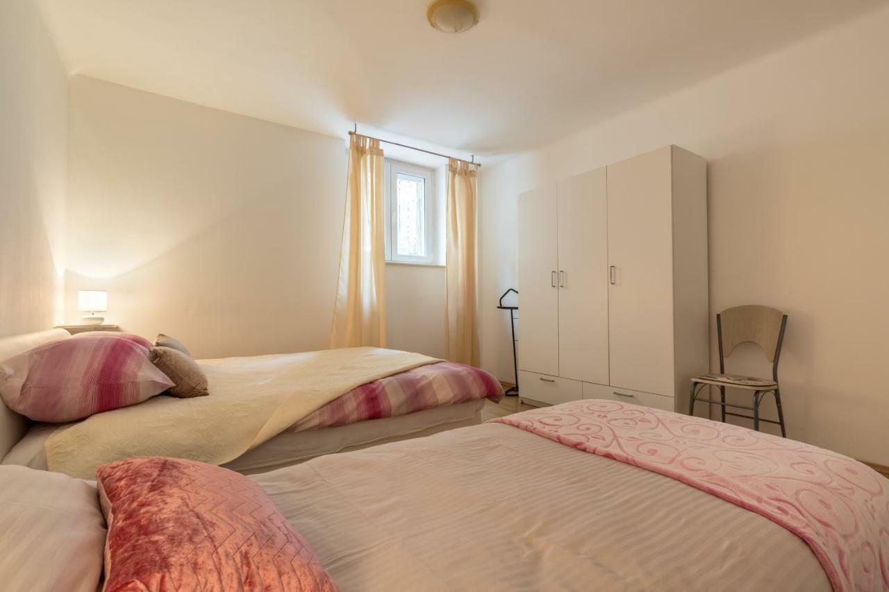 Apartment Nemo Spalato Esterno foto