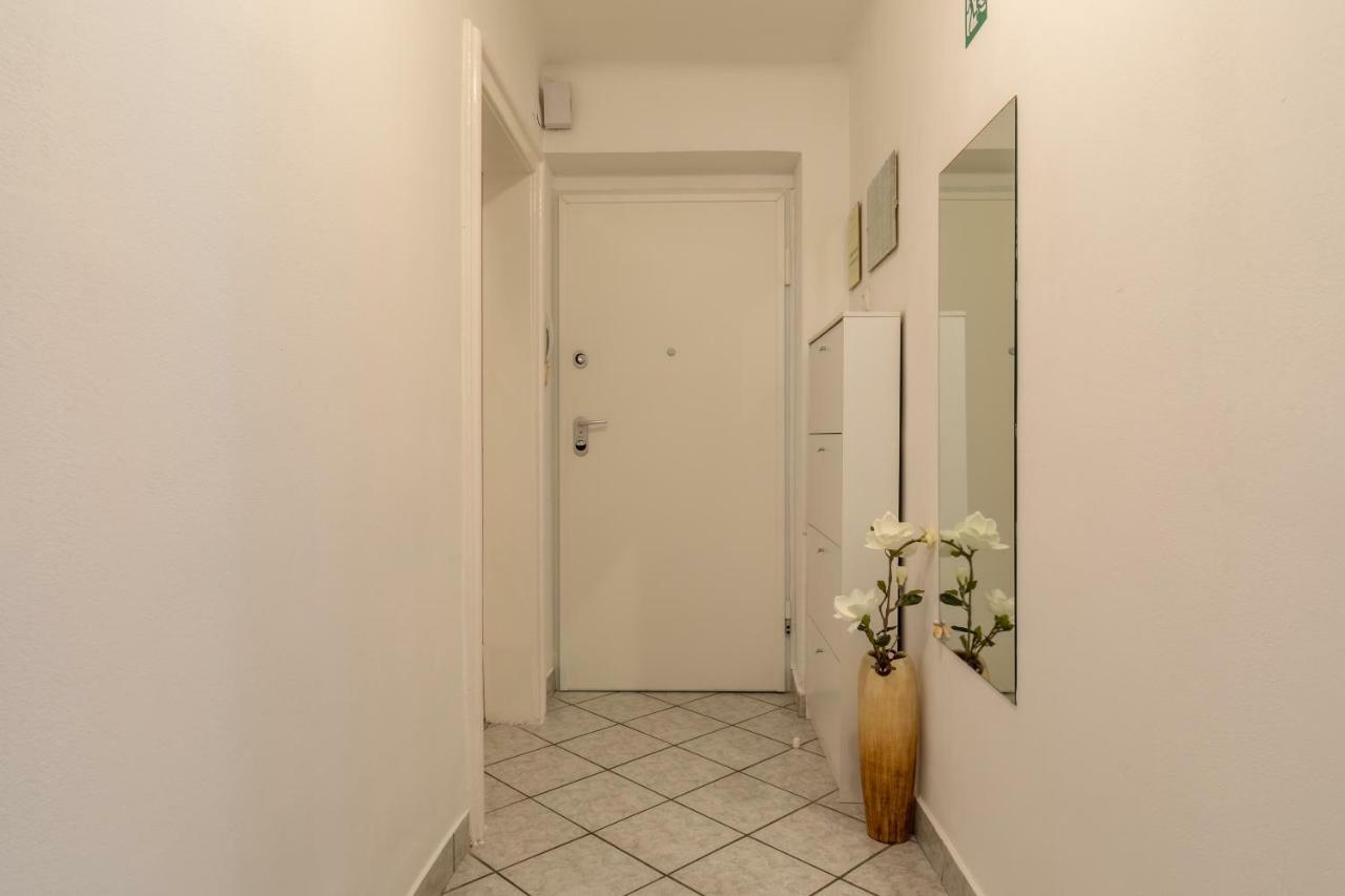 Apartment Nemo Spalato Esterno foto